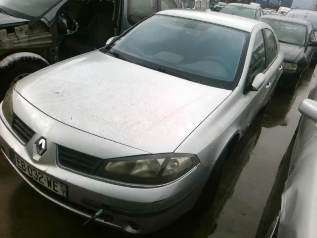 Image Feu arriere principal droit (feux) - RENAULT LAGUNA 2