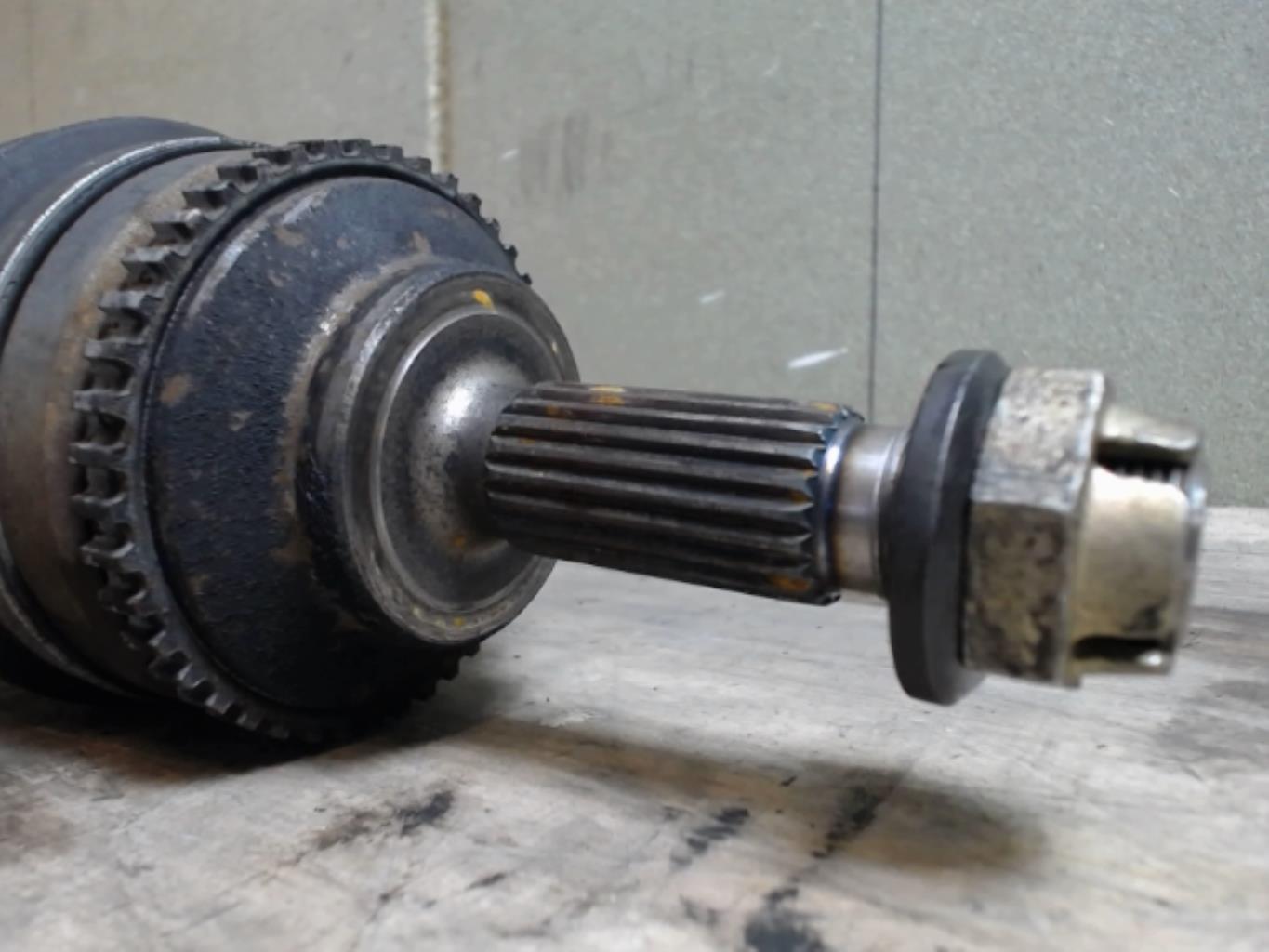 Image Cardan gauche (transmission) - RENAULT MEGANE 1
