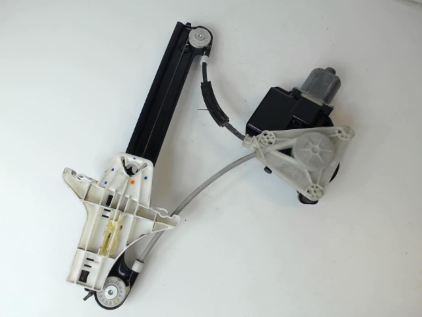 Image Leve vitre electrique arriere droit - VOLKSWAGEN POLO 5