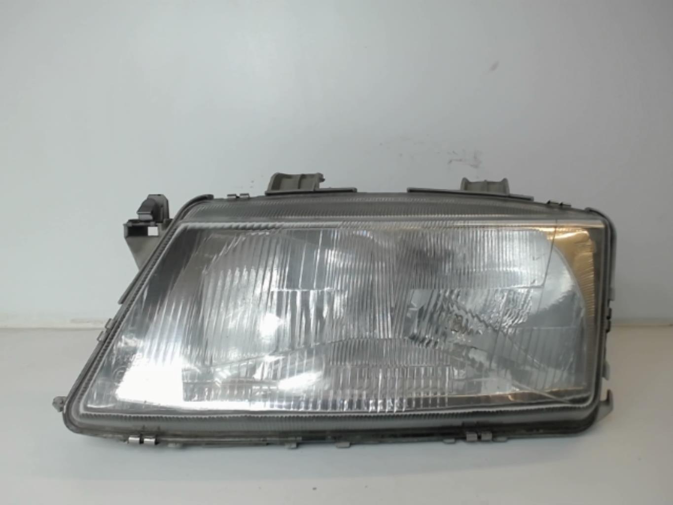 Gruppo ottico anteriore principale sinistro (luci)(faro) SAAB 9.3 1 Gasolina - 1
