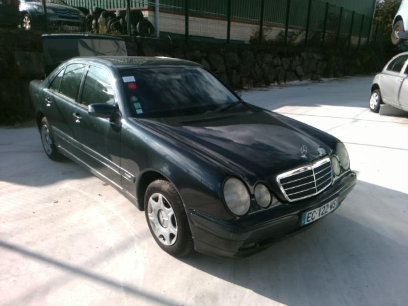 Image Cardan arriere gauche (transmission) - MERCEDES CLASSE E 210