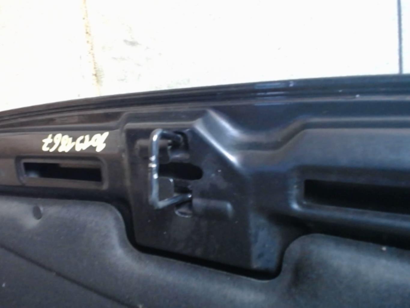 Image Capot - PEUGEOT 1007