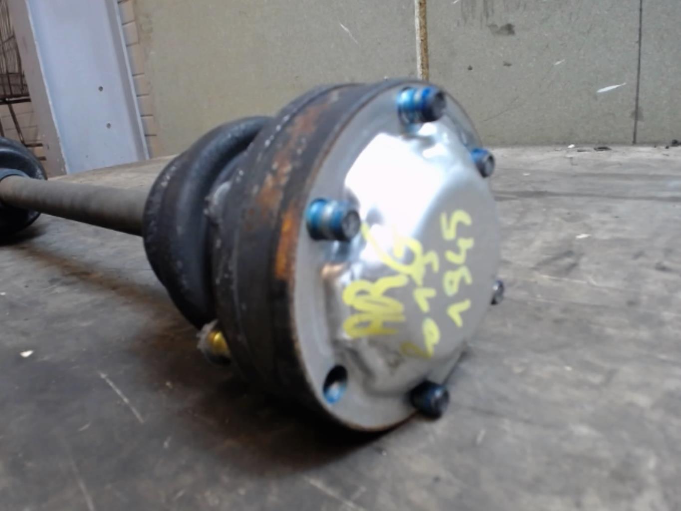 Image Cardan arriere gauche (transmission) - MERCEDES CLASSE E 210