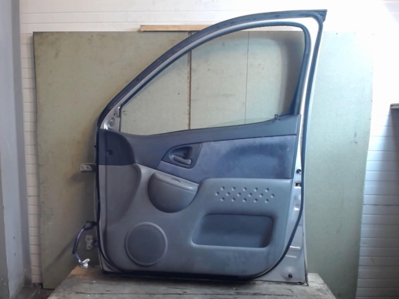 Image Porte avant droit - TOYOTA YARIS VERSO