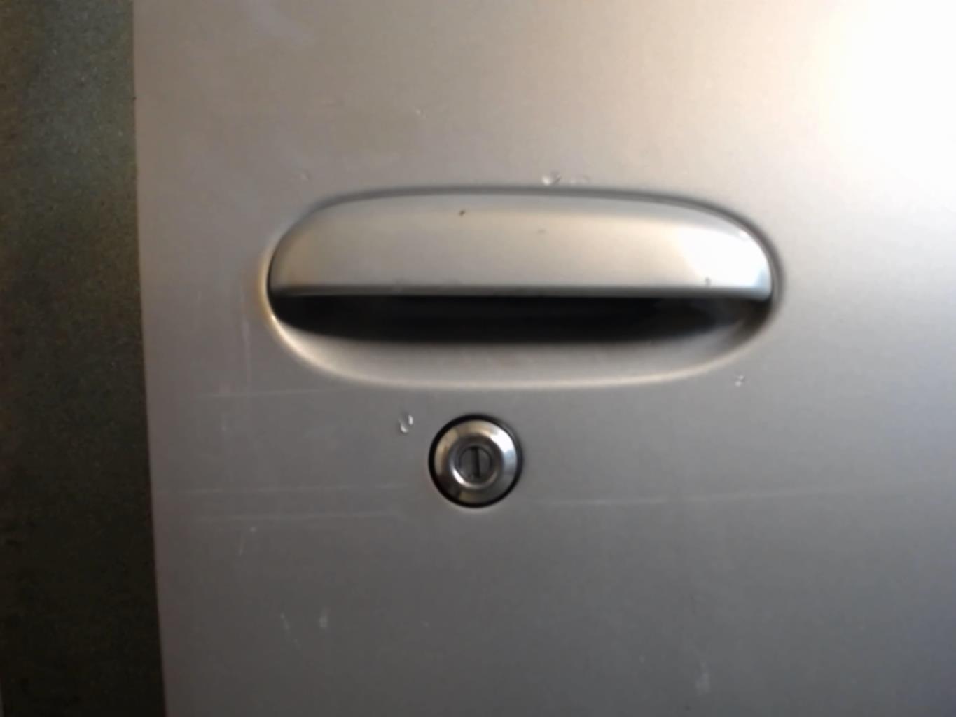 Image Porte avant droit - TOYOTA YARIS VERSO