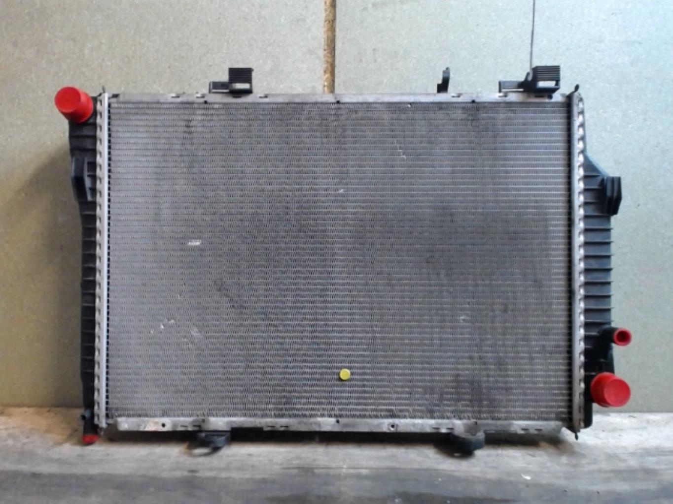Radiateur eau MERCEDES CLASSE C 202 PHASE 2 Diesel - 1