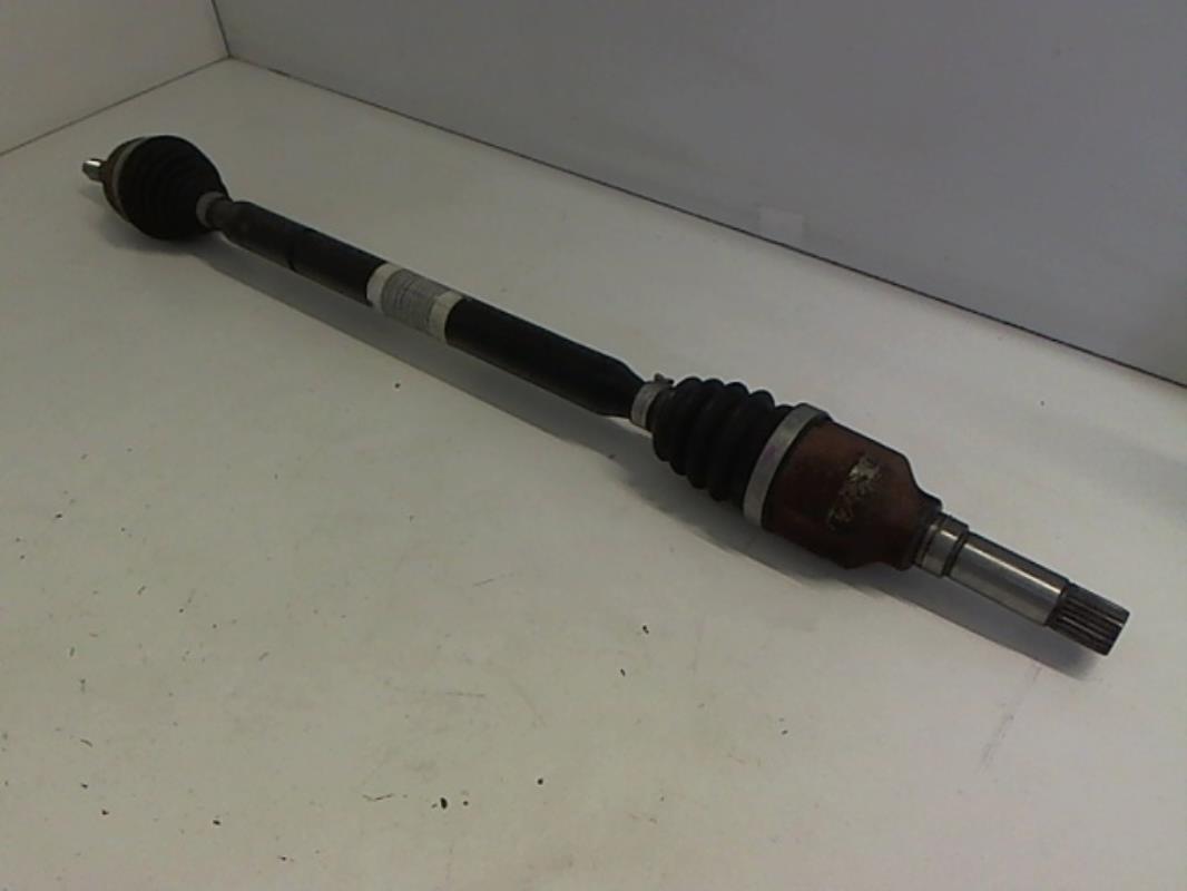 Cardán derecho (transmisión) CITROEN C3 2 PHASE 2 1.2 VTI - 12V Gasolina  ocasión | Opisto