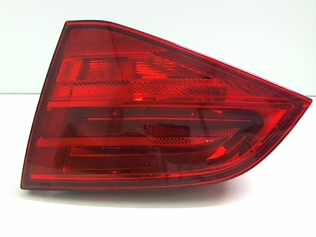 Feu arriere secondaire droit (feux) AUDI A4 3 AVANT PHASE 1 BREAK Diesel - 1