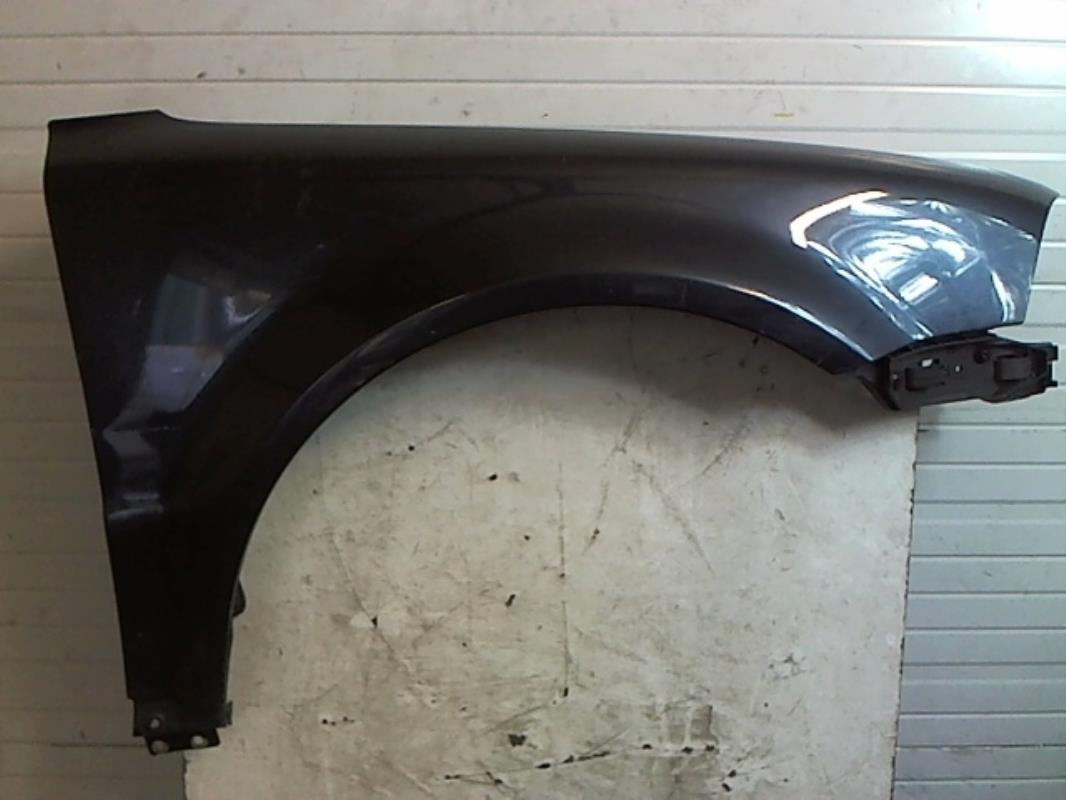Parafango anteriore destro VOLKSWAGEN PASSAT 4 PHASE 2 BREAK Diésel - 1