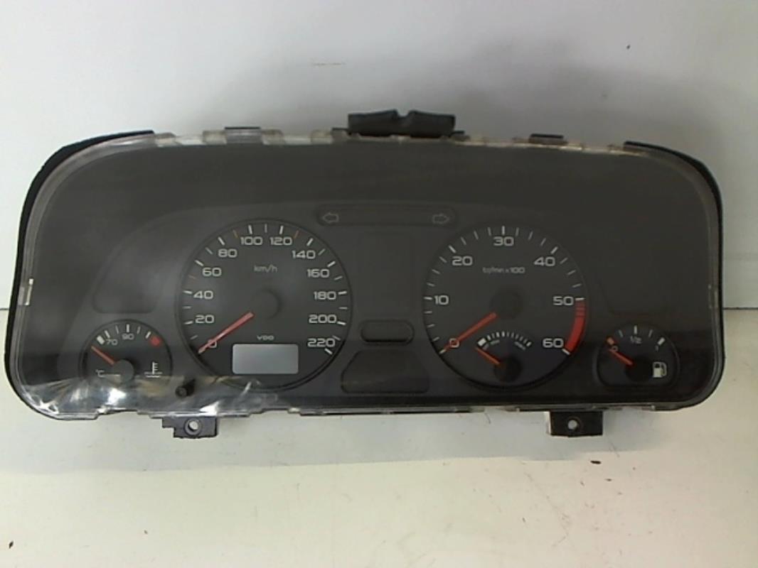 Compteur PEUGEOT 306 BREAK Diesel - 1