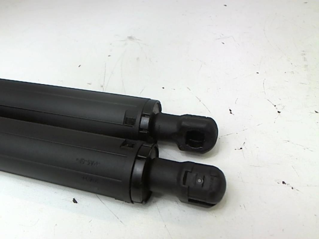 Image Verin de coffre - BMW SERIE 2 F46