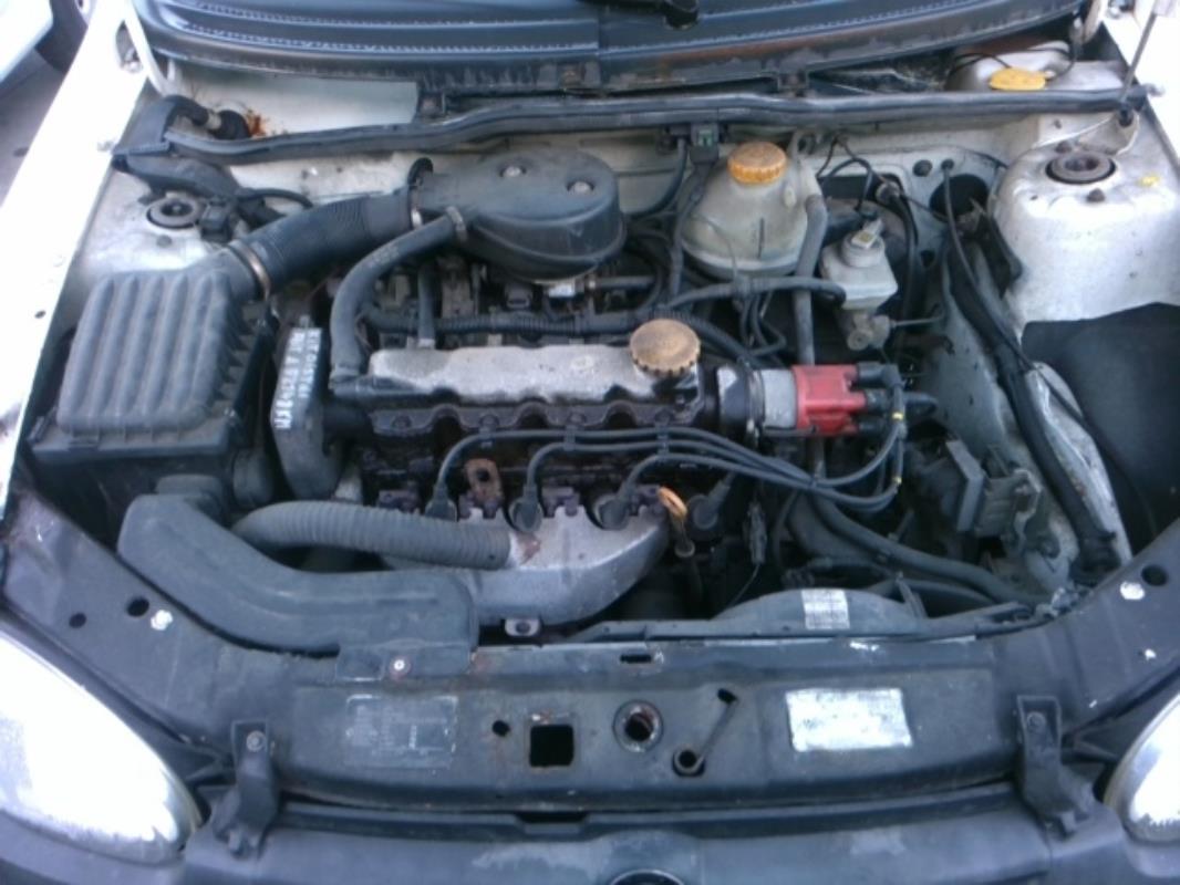 Image Pare choc arriere - OPEL CORSA B