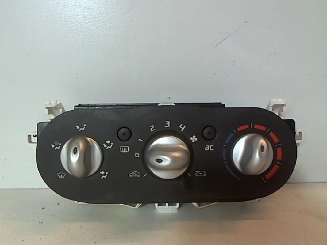 Commande chauffage RENAULT TWINGO 2 PHASE 2 Essence - 1