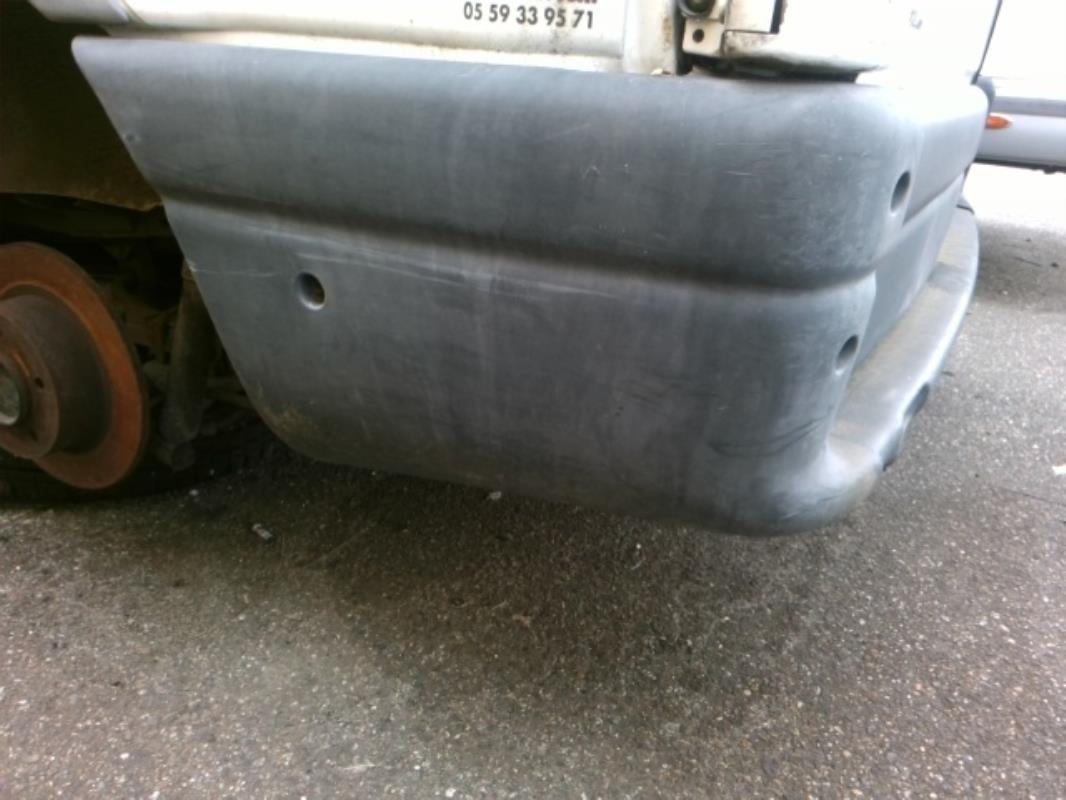 Crosse arriere gauche RENAULT MASTER 2 PHASE 1 Diesel - 1