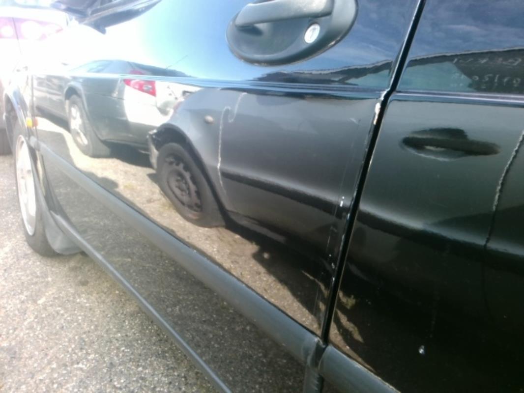 Image Porte avant gauche - SAAB 900 2