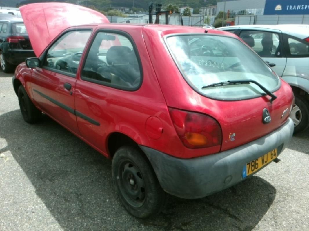 Image Calandre - FORD FIESTA 4