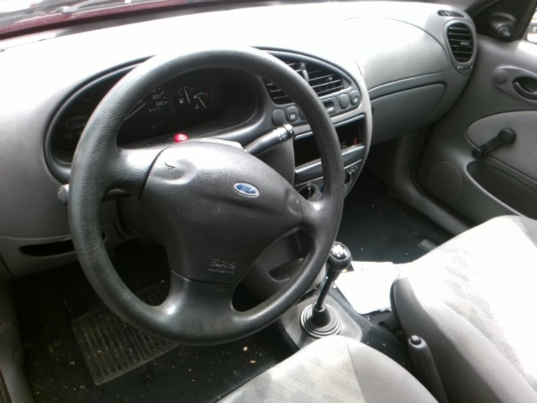 Image Calandre - FORD FIESTA 4