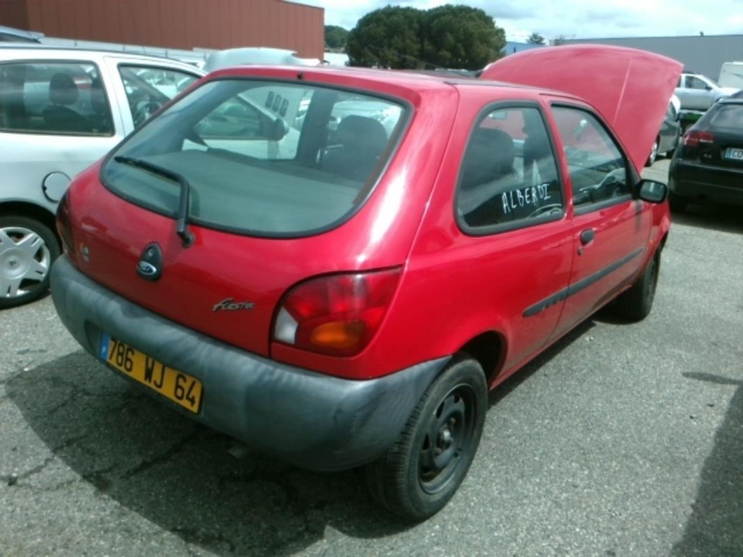 Image Calandre - FORD FIESTA 4