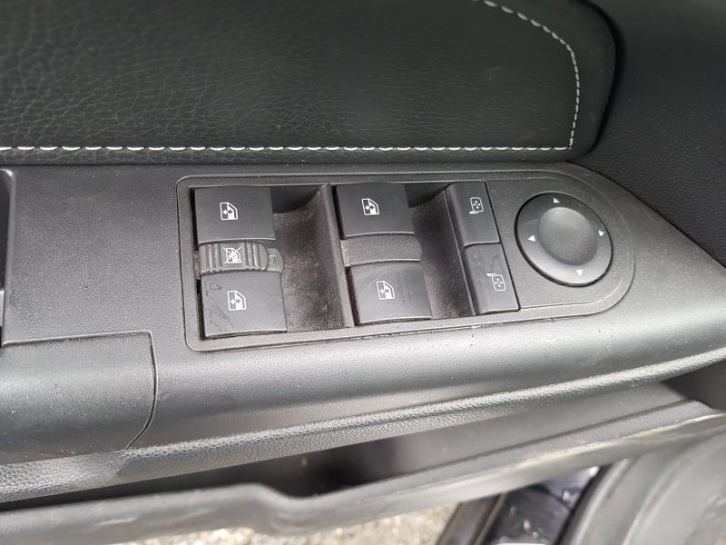 Image Moteur essuie glace arriere - OPEL ASTRA H