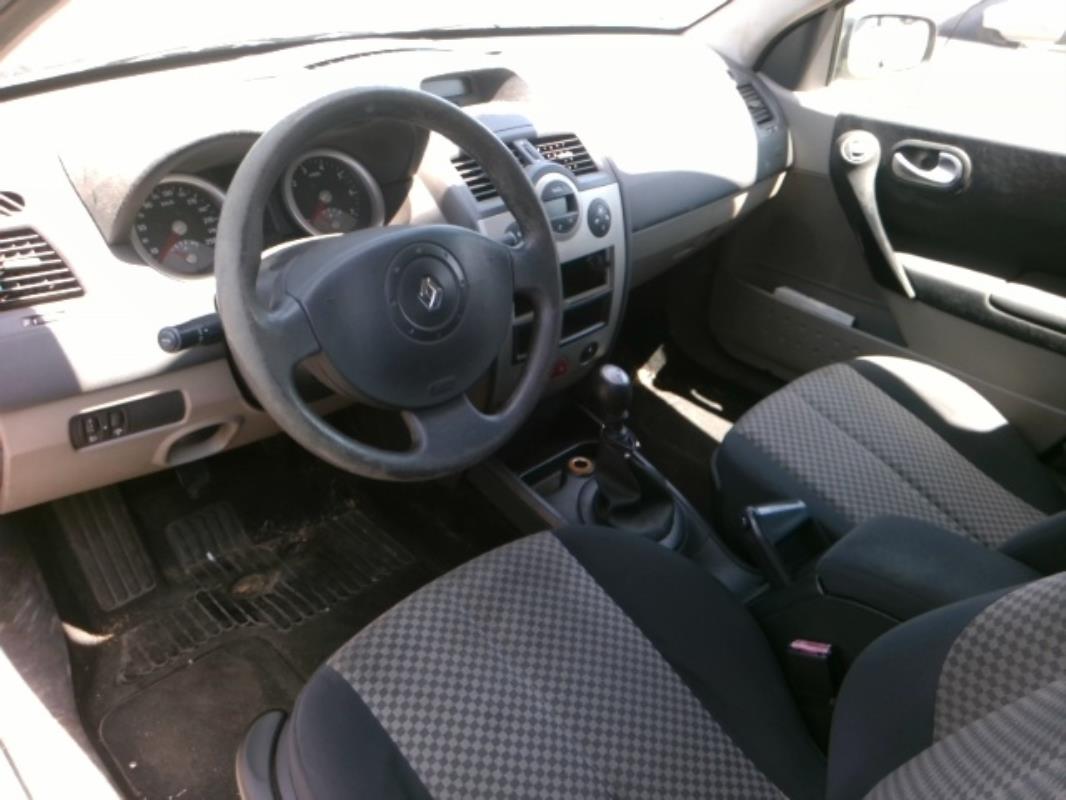 Image Feu arriere principal droit (feux) - RENAULT MEGANE 2