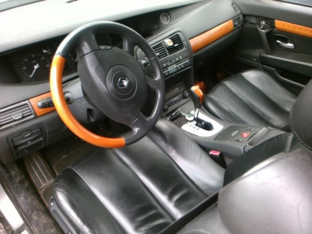 Image Compresseur clim - RENAULT VEL SATIS