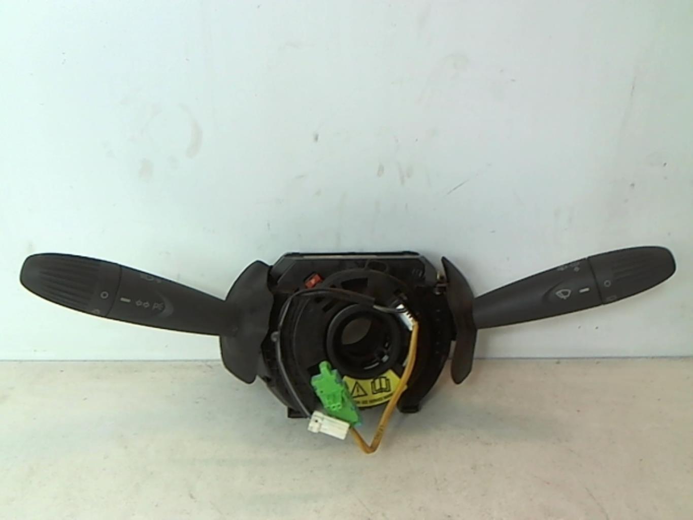 Image Com (Bloc Contacteur Tournant+Commodo Essuie Glace+Commodo Phare) - FIAT PANDA 2