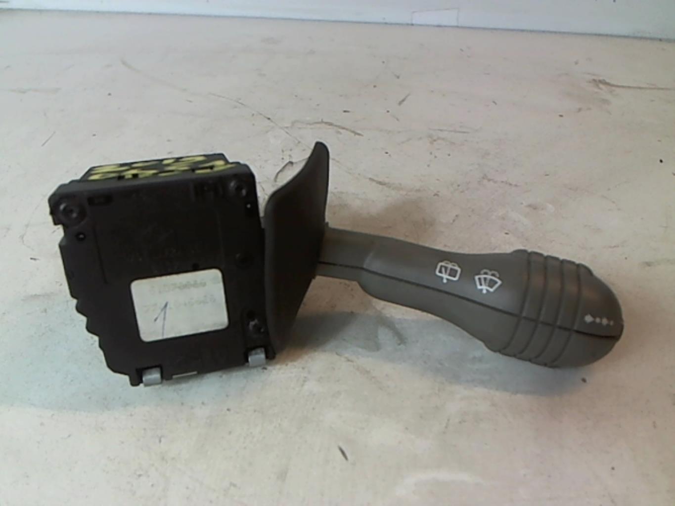 Commodo d'essuie glaces RENAULT TWINGO 1 PHASE 3 Essence - 1