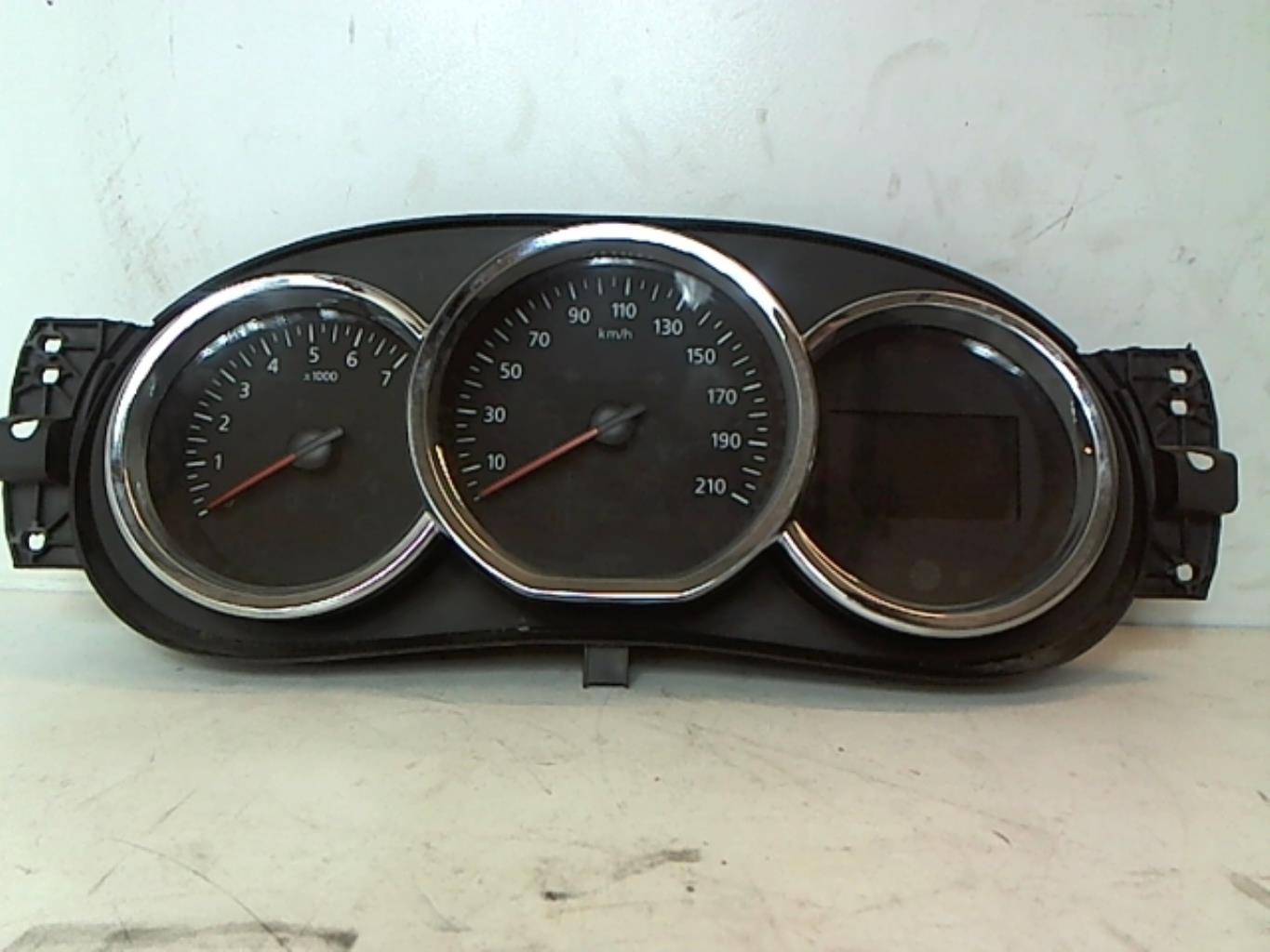 Compteur DACIA DUSTER 1 PHASE 2 Diesel - 1