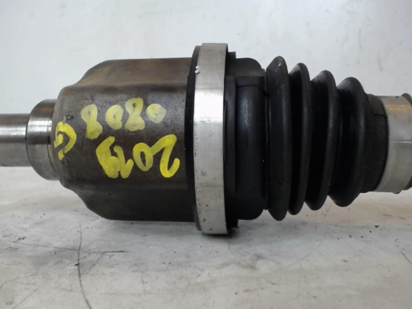 Image Cardan gauche (transmission) - PEUGEOT 2008 1