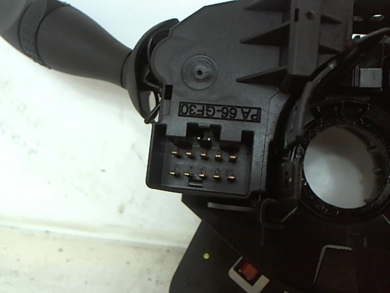 Image Com (Bloc Contacteur Tournant+Commodo Essuie Glace+Commodo Phare) - FORD FIESTA 5