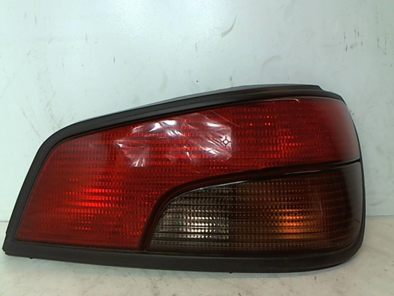 Image Feu arriere principal droit (feux) - PEUGEOT 306