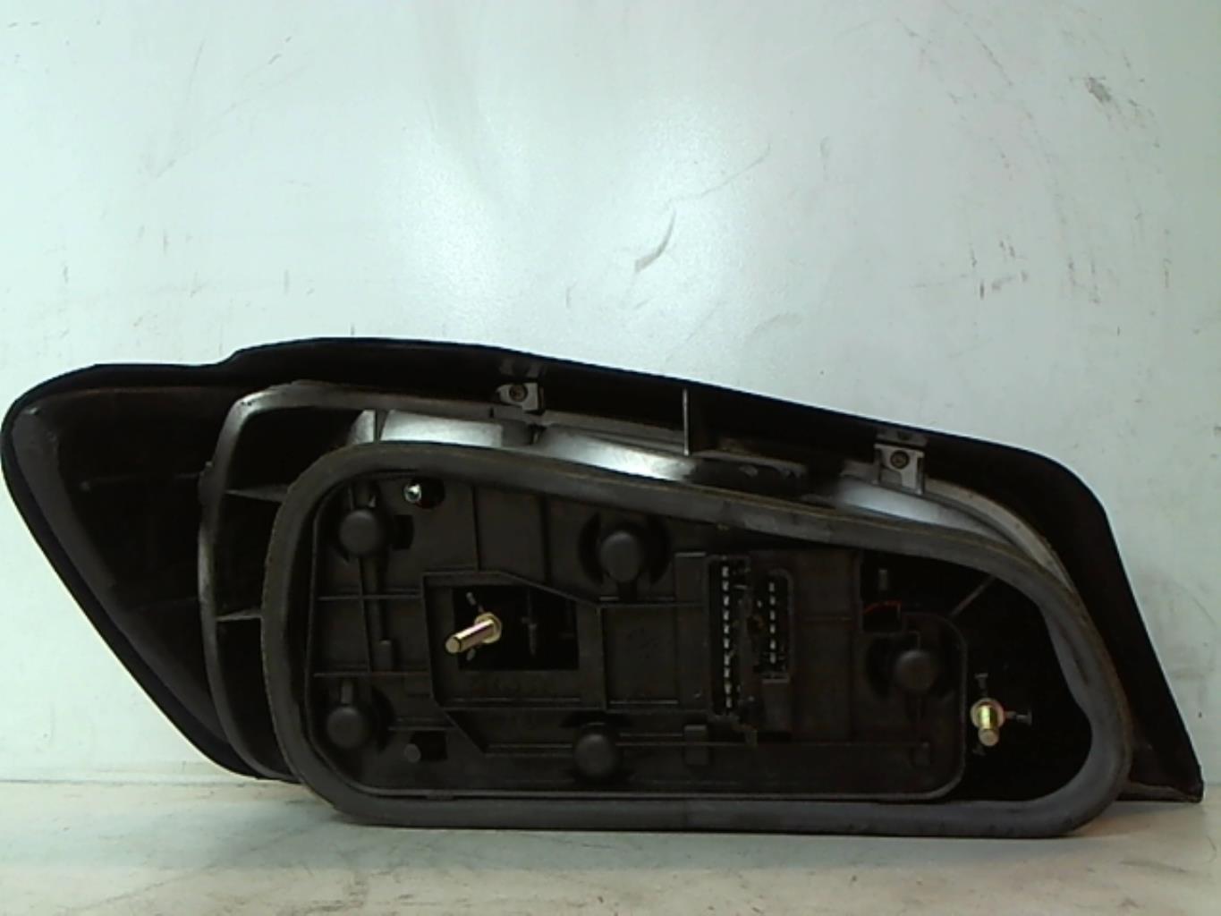 Image Feu arriere principal droit (feux) - PEUGEOT 306