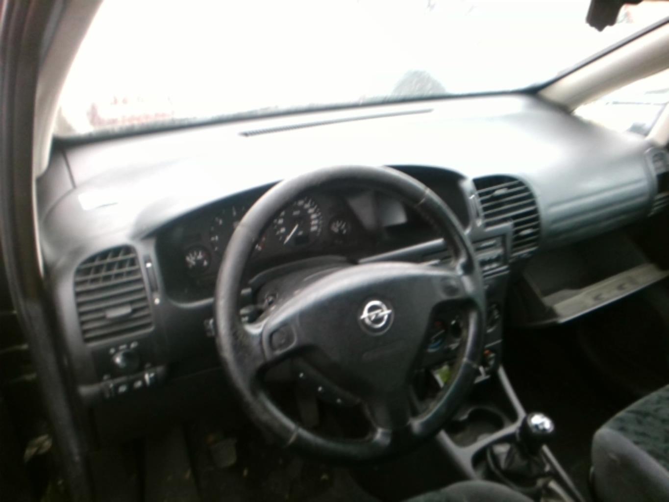 Image Pare choc arriere - OPEL ZAFIRA A
