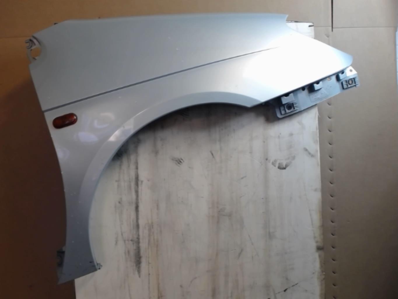 Parafango anteriore destro RENAULT SCENIC 1 PHASE 2 Diésel - 1
