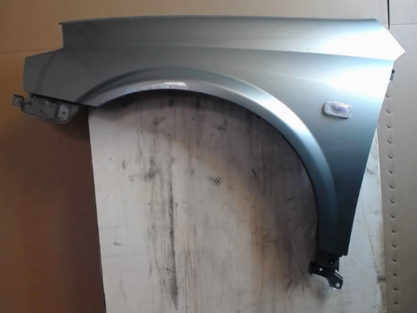 Parafango anteriore sinistro NISSAN PRIMERA 4 Diésel - 1