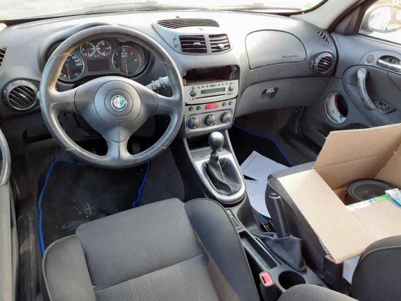 Image Feu arriere principal gauche (feux) - ALFA ROMEO 147