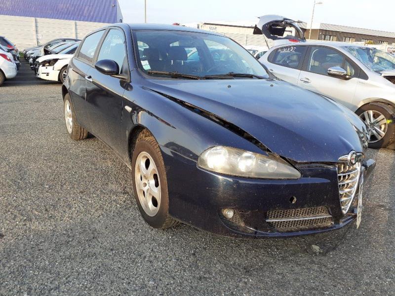Image Feu arriere principal gauche (feux) - ALFA ROMEO 147