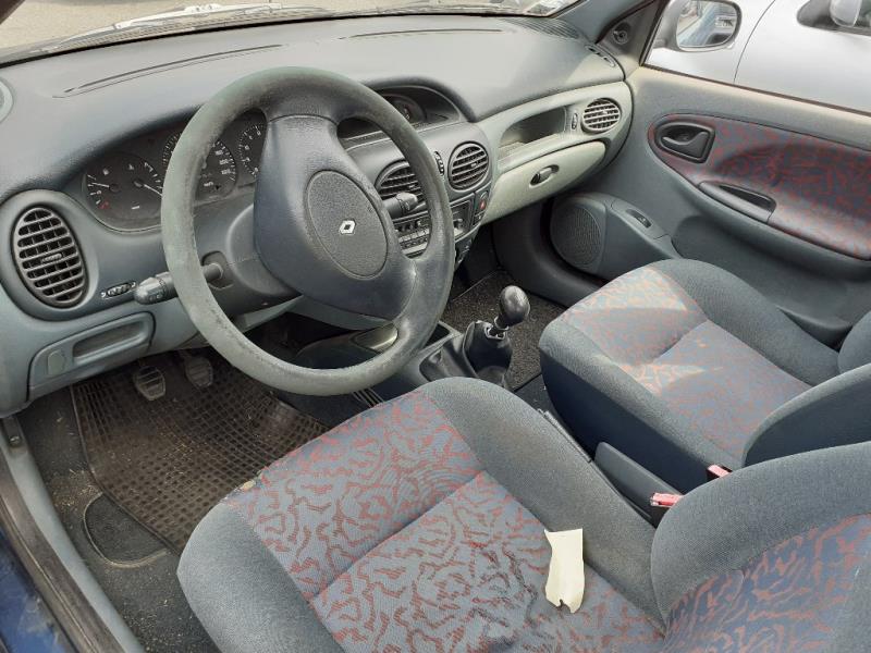 Image Pare choc avant - RENAULT MEGANE 1