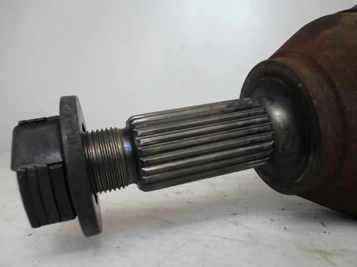 Cardan gauche (transmission) FORD FOCUS 1 Essence | Alberdi