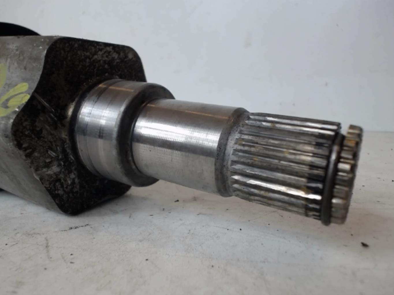 Cardan gauche (transmission) FORD FOCUS 1 Essence | Alberdi