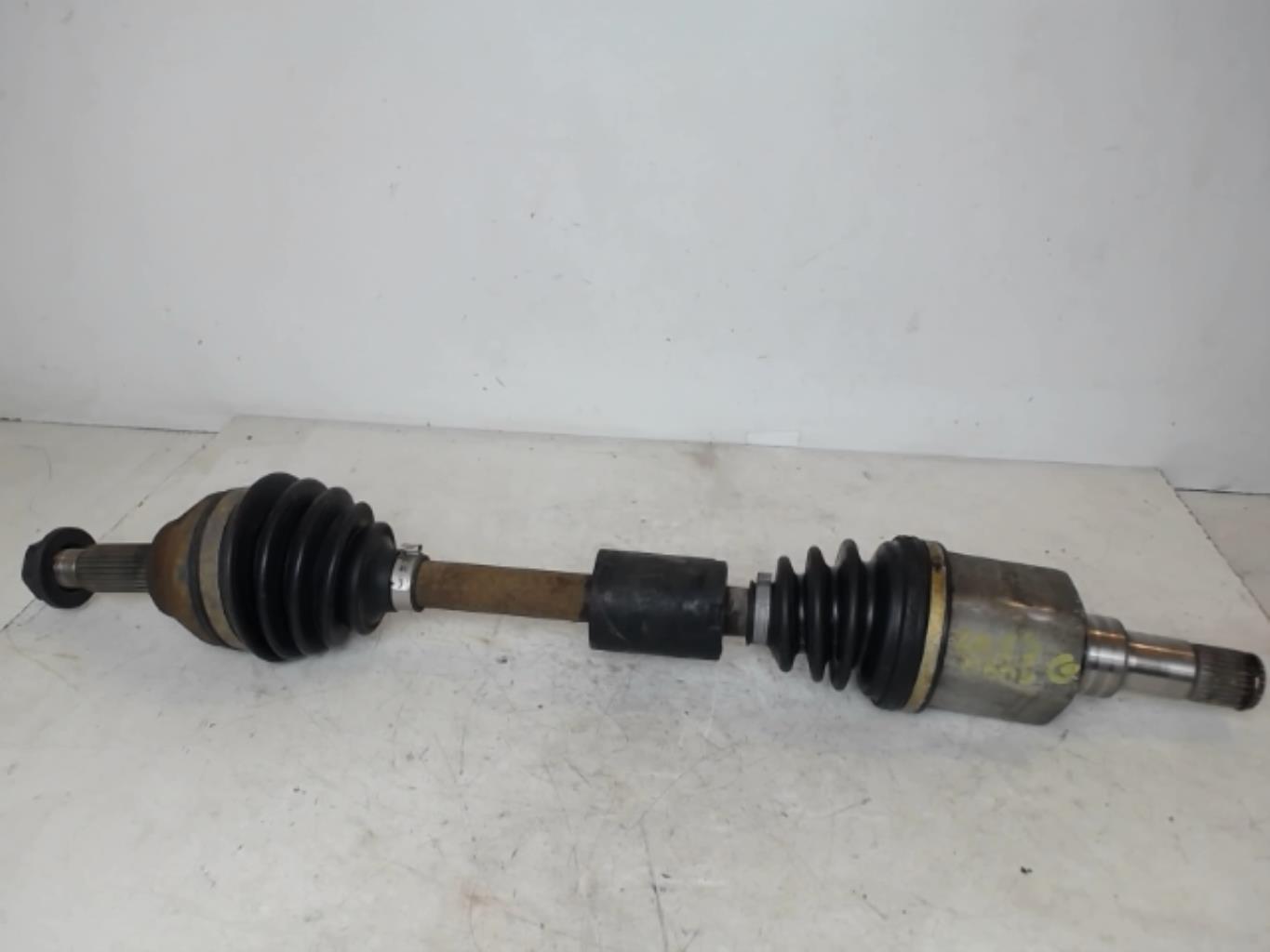 Cardan gauche (transmission) FORD FOCUS 1 1.6i - 16V Essence occasion |  Opisto