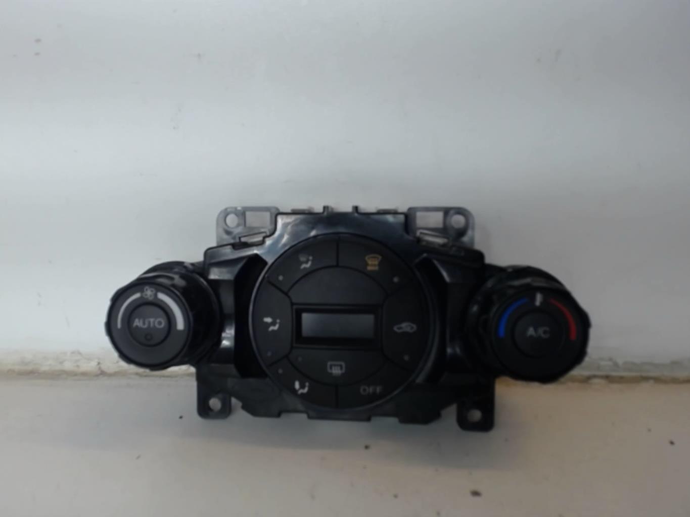 Commande chauffage FORD FIESTA 6 PHASE 2 Diesel - 1