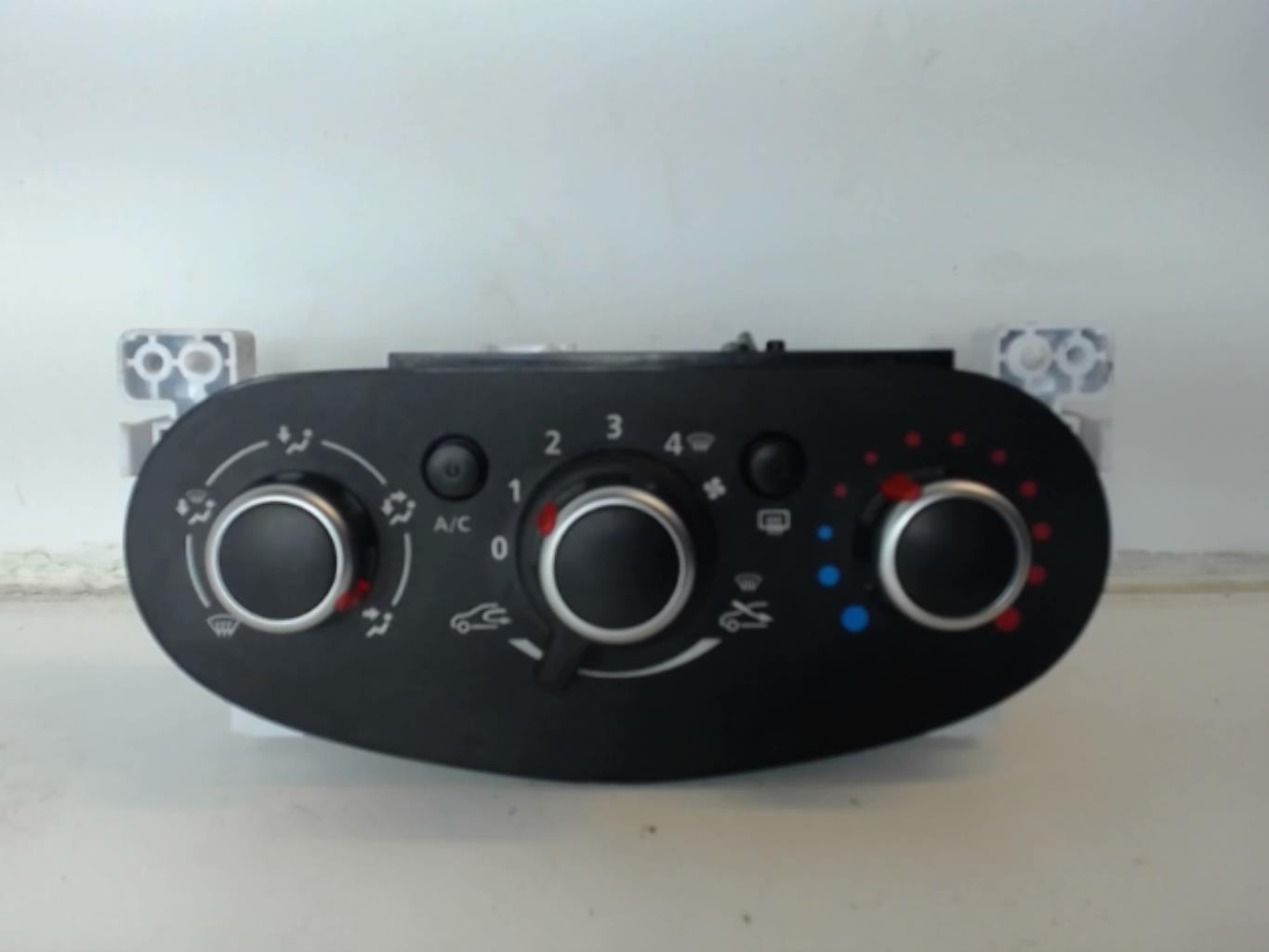 Commande chauffage DACIA SANDERO 2 PHASE 2 Diesel - 1