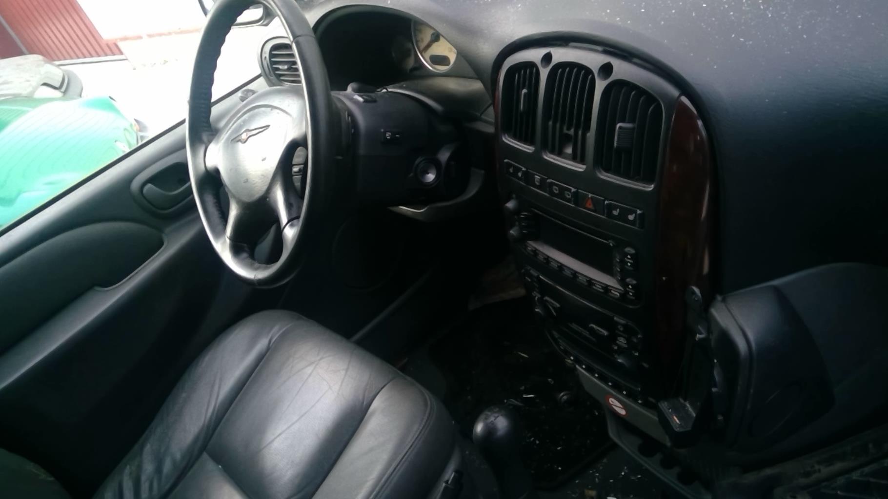 Image CHRYSLER GRAND VOYAGER 4
