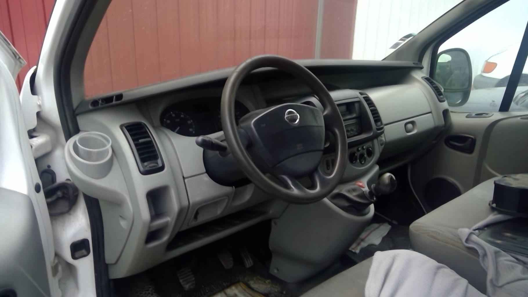 Image Siege avant droit (banquette double) - NISSAN PRIMASTAR 1