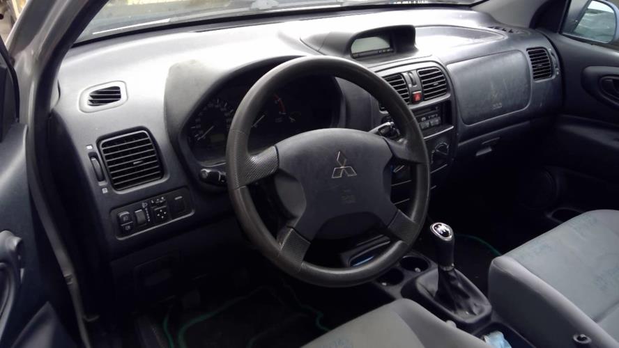 Image Porte avant gauche - MITSUBISHI SPACE STAR 2