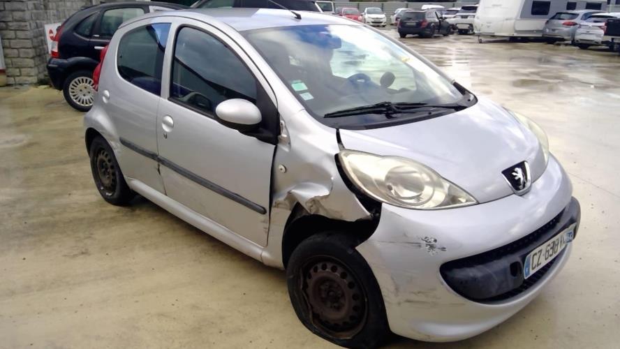 Image Trappe d'essence - PEUGEOT 107