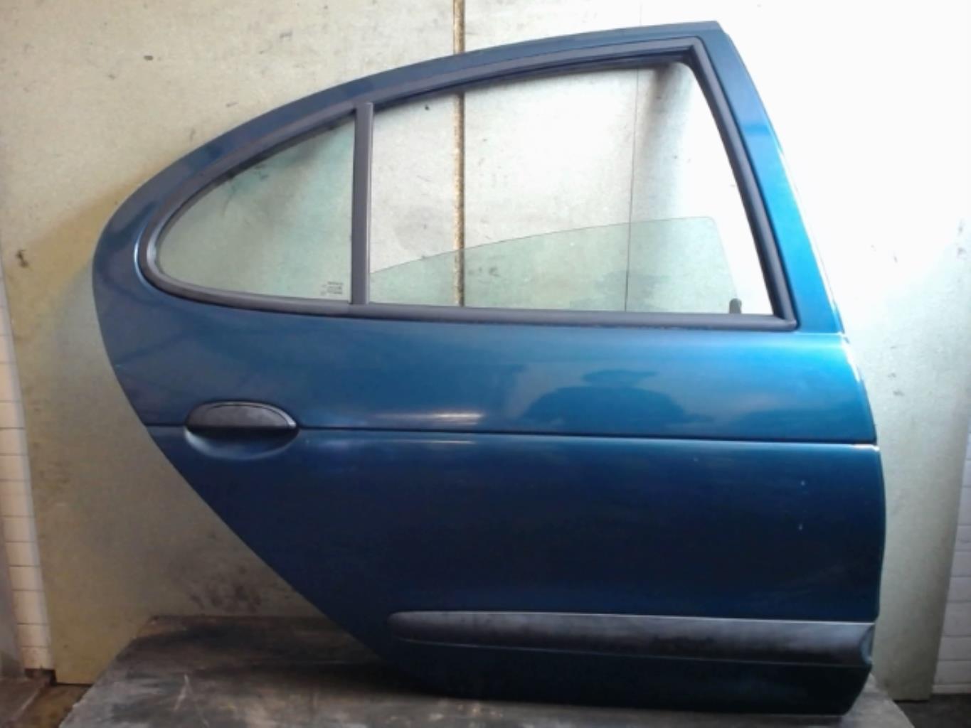 Portiera posteriore destra RENAULT MEGANE 1 PHASE 1 Gasolina - 1