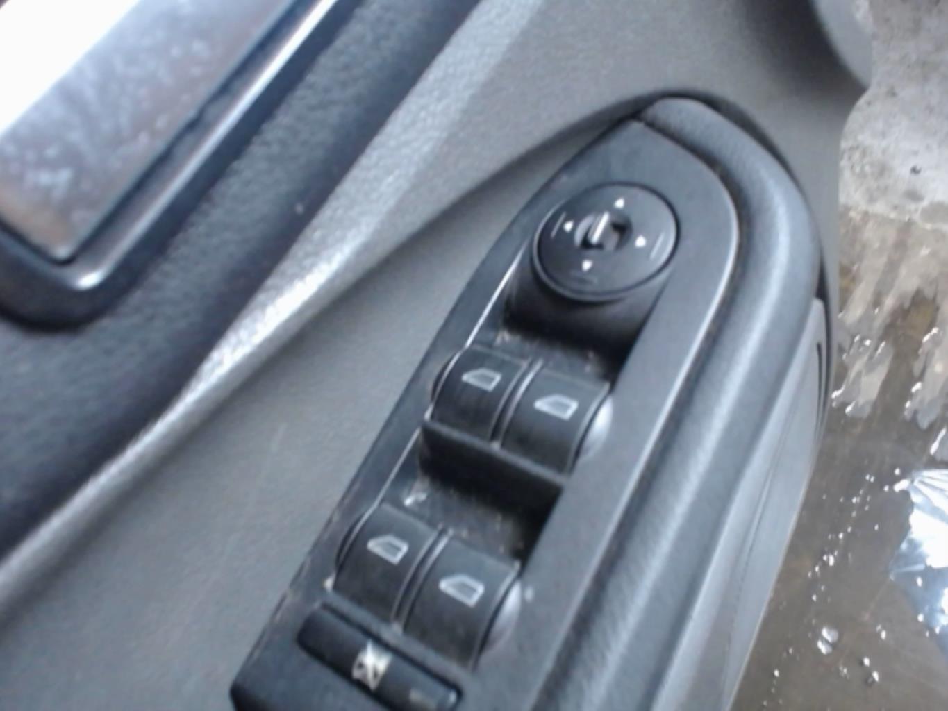 Porte avant gauche FORD C-MAX 1 PHASE 1 Diesel - 1