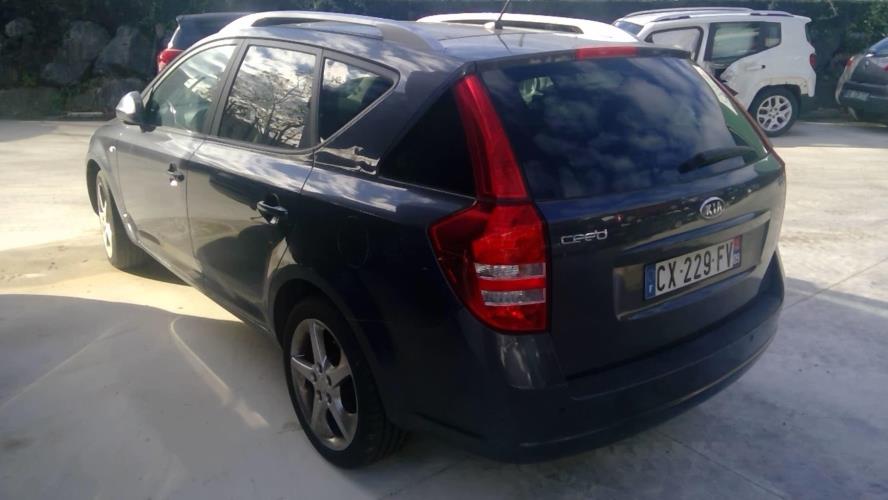 Image Porte avant droit - KIA CEE-D 1 SPORT WAGON